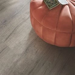 Pergo OTRA Optimum Rigid Click Grey Heritage Oak Vinylgulv V3607-40037 6 Pergo OTRA Optimum Rigid Click Grey Heritage Oak Vinylgulv V3607-40037 -homeshop Salgsbutikk unnamed file 1260